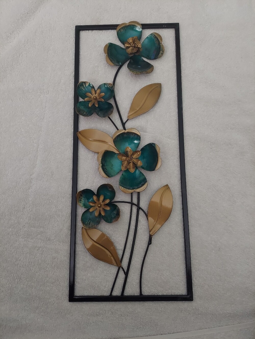 3D Metal Floral Wall Sculpture wall art home decor about 20.5”x8”